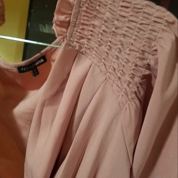 Elegant deep V Fashion Nova Blouse - Picture 5 of 7